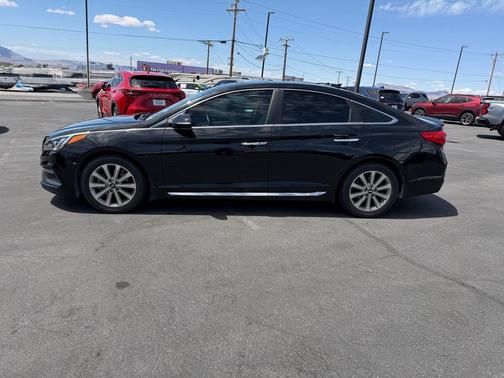 Phantom Black 2017 Hyundai SONATA Limited