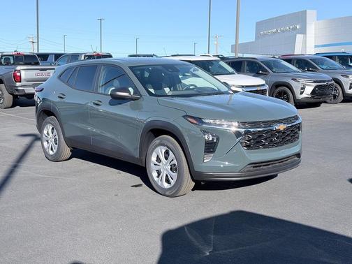 2026 Chevrolet Trax LS