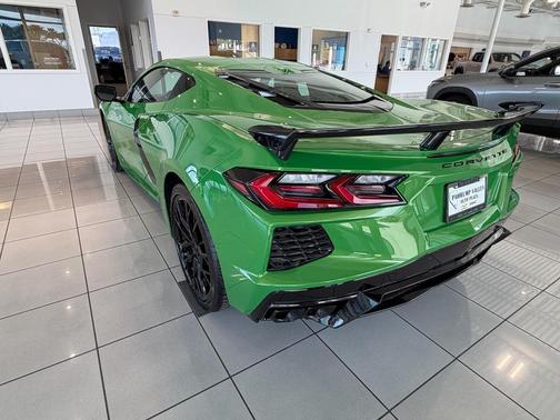 Roswell Green Metallic 2026 Chevrolet Corvette Stingray w/1LT