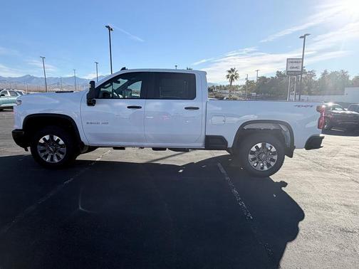 2026 Chevrolet Silverado 2500 Custom