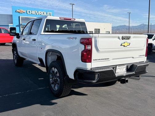 2026 Chevrolet Silverado 2500 Custom