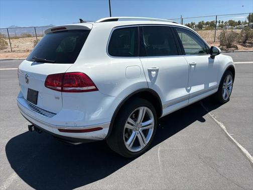 2017 Volkswagen Touareg V6 Executive