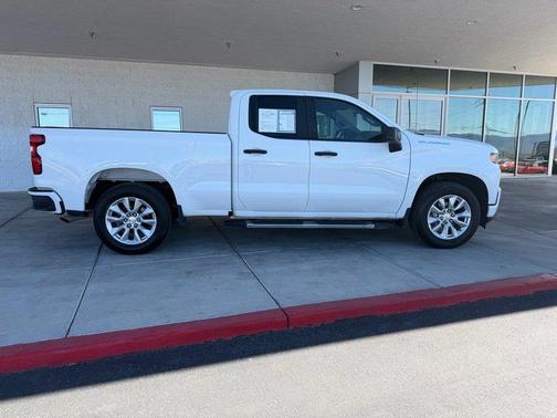 Summit White 2021 Chevrolet Silverado 1500 Custom