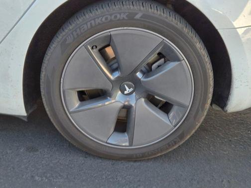 2023 Tesla Model 3 Long Range