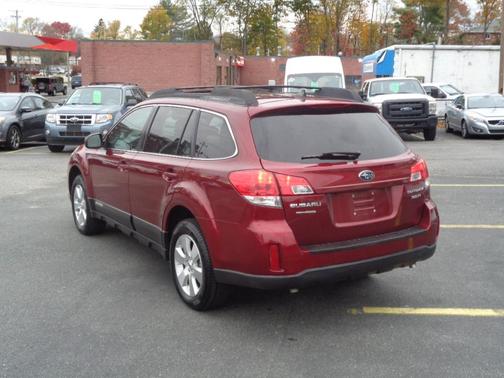 2011 Subaru Outback 3.6 R Limited