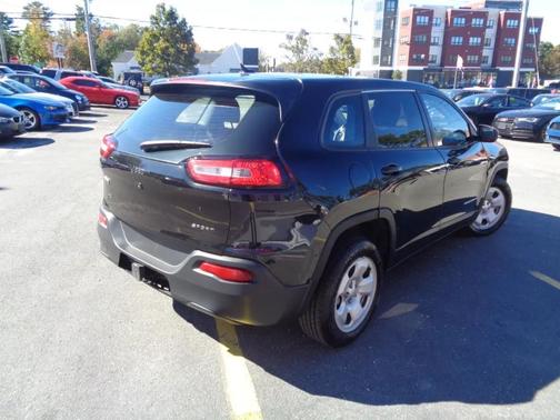 Black 2015 Jeep Cherokee Sport