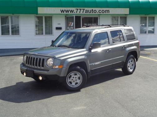 Gray 2012 Jeep Patriot Sport