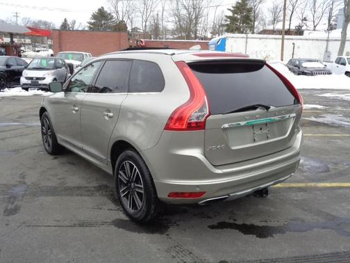 2016 Volvo XC60 T5 Drive-E Platinum