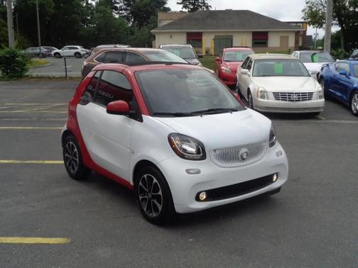 White 2017 smart ForTwo passion cabriolet