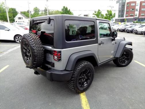 2017 Jeep Wrangler Willys Wheeler 4x4