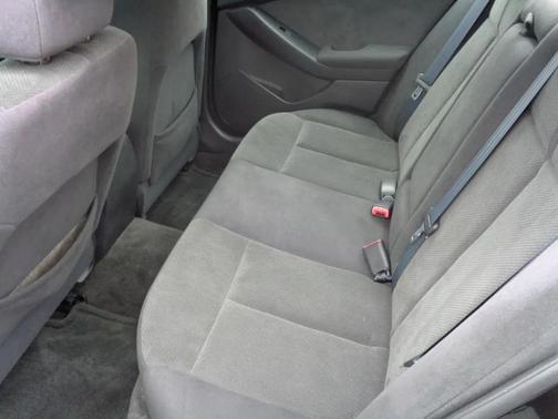 Black 2009 Nissan Altima 2.5 S