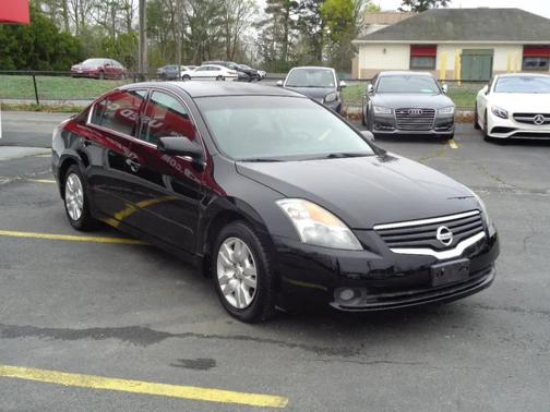 Black 2009 Nissan Altima 2.5 S