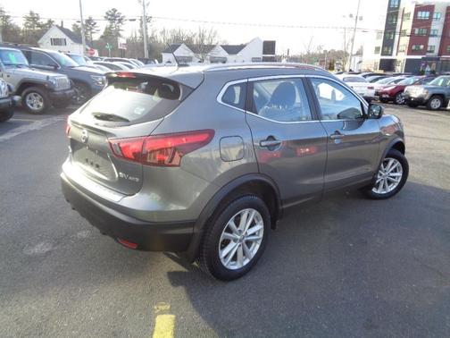 2017 Nissan Rogue Sport SV
