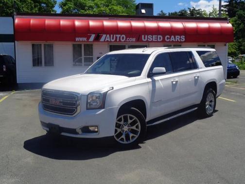 White 2017 GMC Yukon XL SLE
