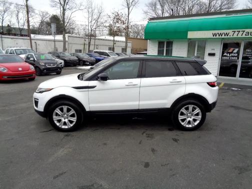 2019 Land Rover Range Rover Evoque 5 Door SE