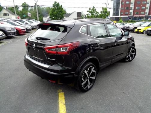 2020 Nissan Rogue Sport SL