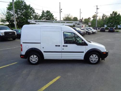 White 2013 Ford Transit Connect 114.6'' XL w/rear door privacy glass