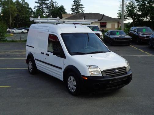 White 2013 Ford Transit Connect 114.6'' XL w/rear door privacy glass