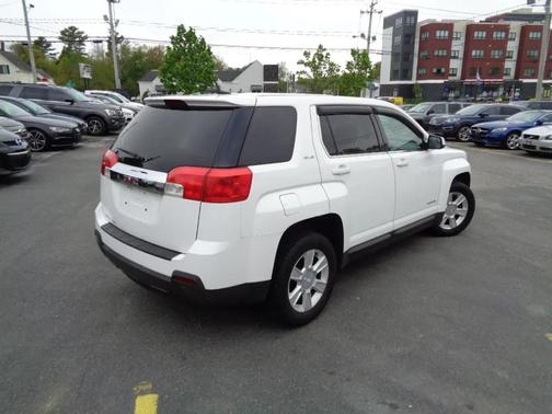 White 2012 GMC Terrain SLE-1