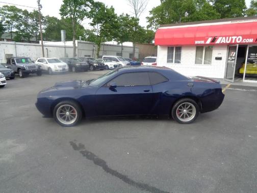 Blue 2014 Dodge Challenger R/T