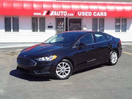 Black 2020 Ford Fusion SE FWD