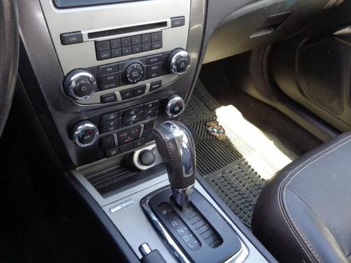 Black 2012 Ford Fusion SEL