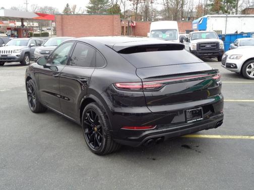 2021 Porsche Cayenne Turbo