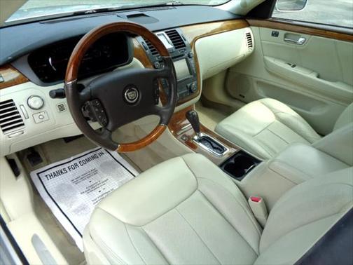 2010 Cadillac DTS Base
