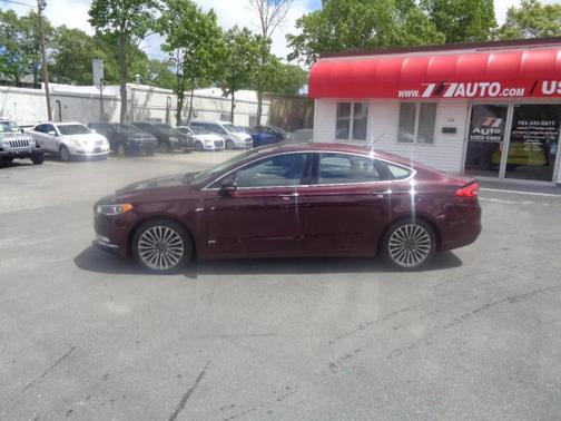 Maroon 2017 Ford Fusion SE
