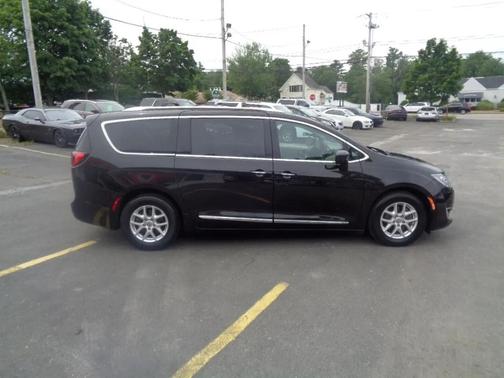 Black 2020 Chrysler Pacifica Touring L