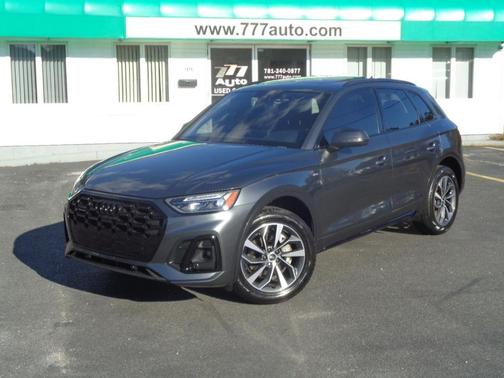 2022 Audi Q5 45 S line Premium Plus