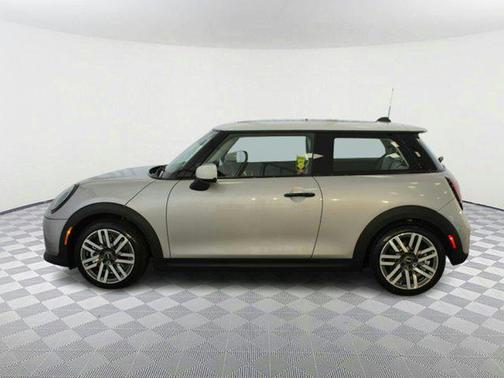 2025 MINI Hardtop Cooper