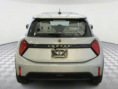 2025 MINI Hardtop Cooper