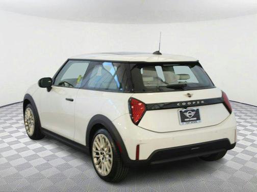 2025 MINI Hardtop Cooper