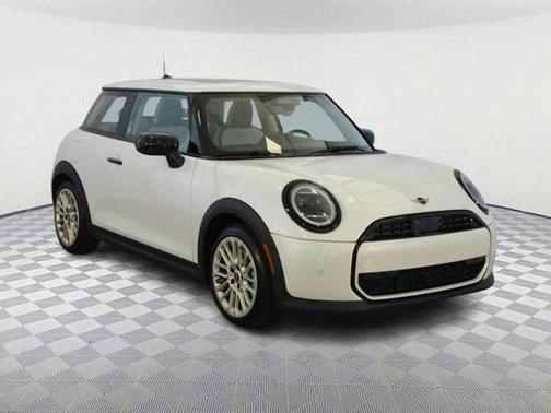 2025 MINI Hardtop Cooper