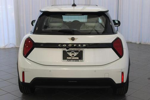 2025 MINI Hardtop Cooper