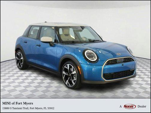 2025 MINI Hardtop Cooper
