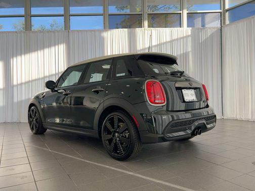 2024 MINI Hardtop Cooper S