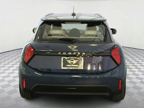 2025 MINI Hardtop Cooper