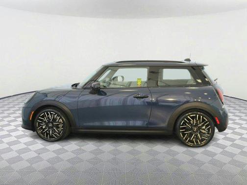2025 MINI Hardtop Cooper