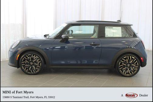 2025 MINI Hardtop Cooper