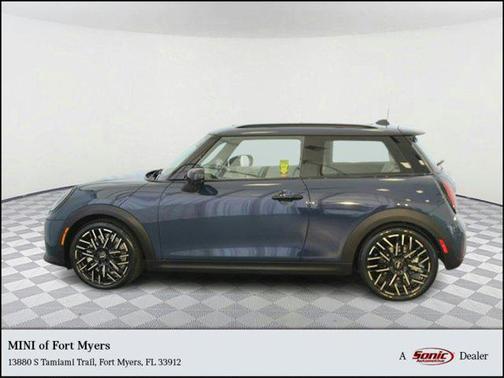 2025 MINI Hardtop Cooper