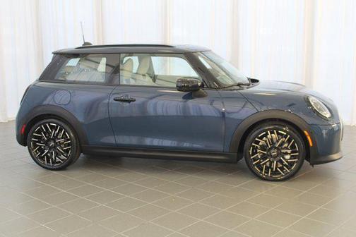 2025 MINI Hardtop Cooper