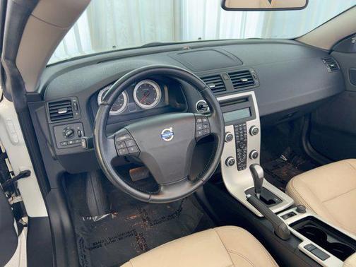 2012 Volvo C70 T5