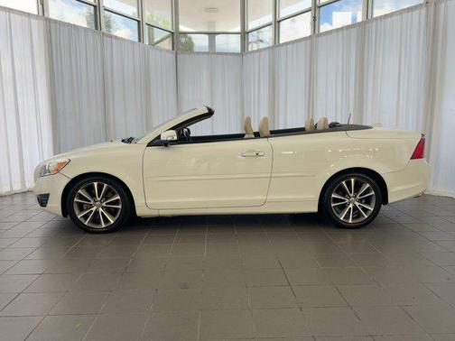 2012 Volvo C70 T5