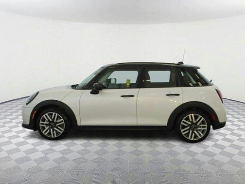2025 MINI Hardtop Cooper