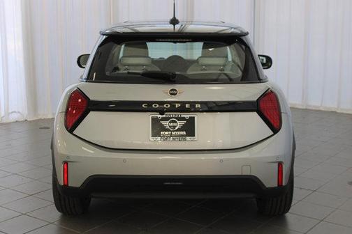 2025 MINI Hardtop Cooper