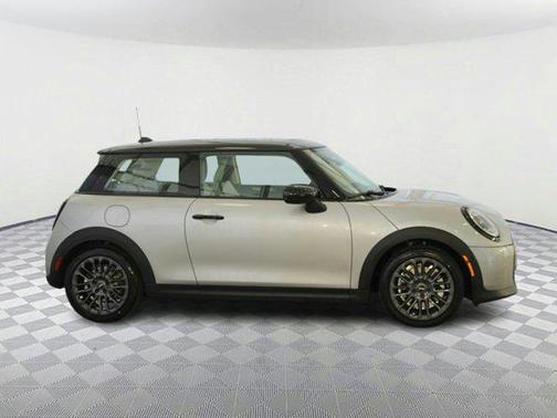 2025 MINI Hardtop Cooper