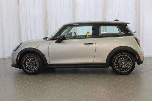 2025 MINI Hardtop Cooper