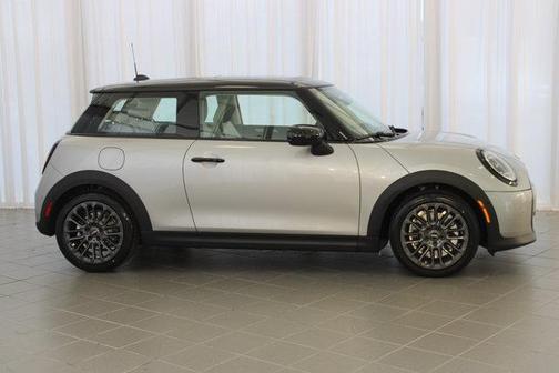 2025 MINI Hardtop Cooper